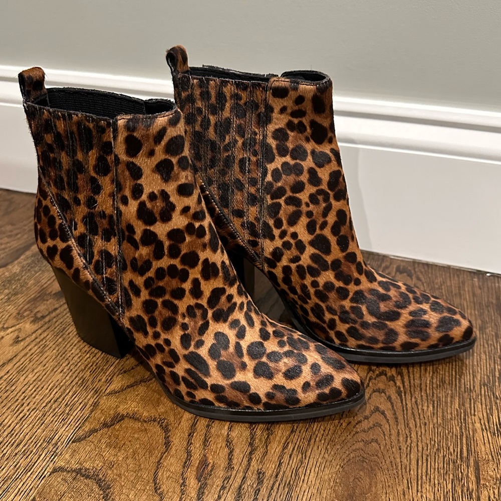 New Marc Fisher LTD Leopard Calf Hair Bootie Size 5.5